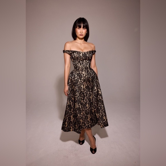 House of CB Charming - off the shoulder cocktail dress size small - Picture 2 of 15